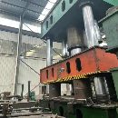 []南通锻压2000吨，台面2米3米，开口3米，油缸行程1.8米.