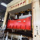 []华东1600吨框架液压机台面2.6/4.6米多点顶出移动台，.